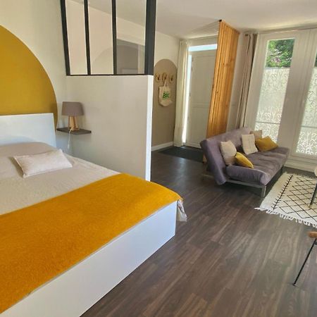 Agreable Petit Gite Avec Piscine Et Jardinet Salies-de-Bearn Ngoại thất bức ảnh