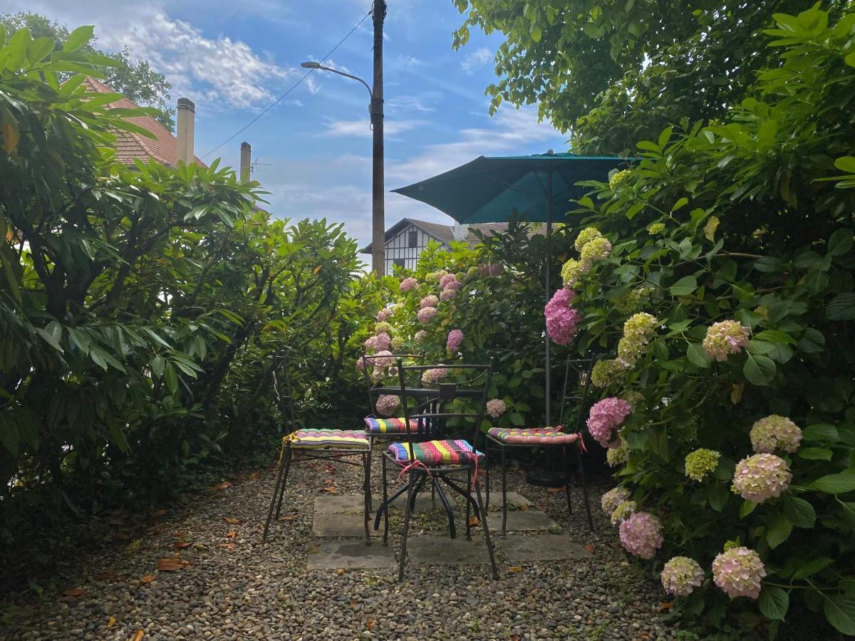 Agreable Petit Gite Avec Piscine Et Jardinet Salies-de-Bearn Ngoại thất bức ảnh