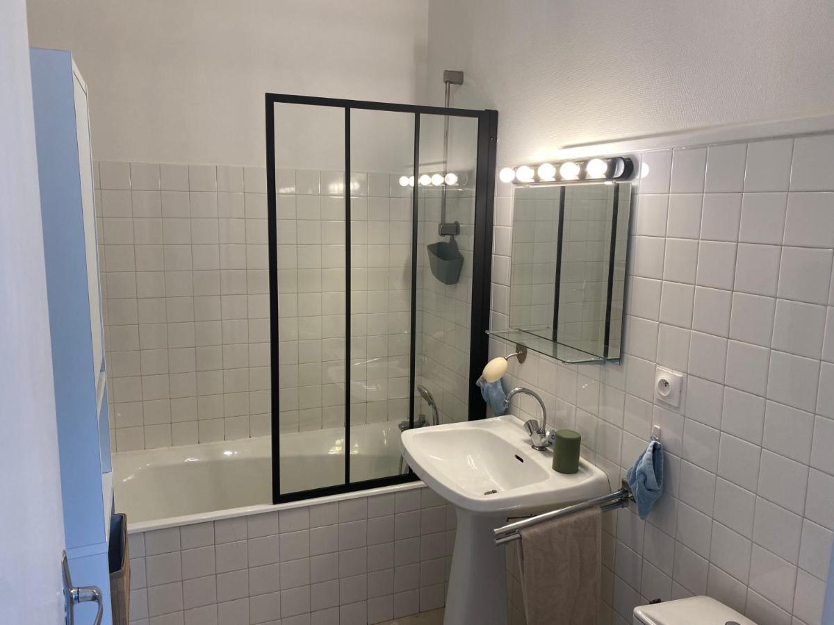 Agreable Petit Gite Avec Piscine Et Jardinet Salies-de-Bearn Ngoại thất bức ảnh
